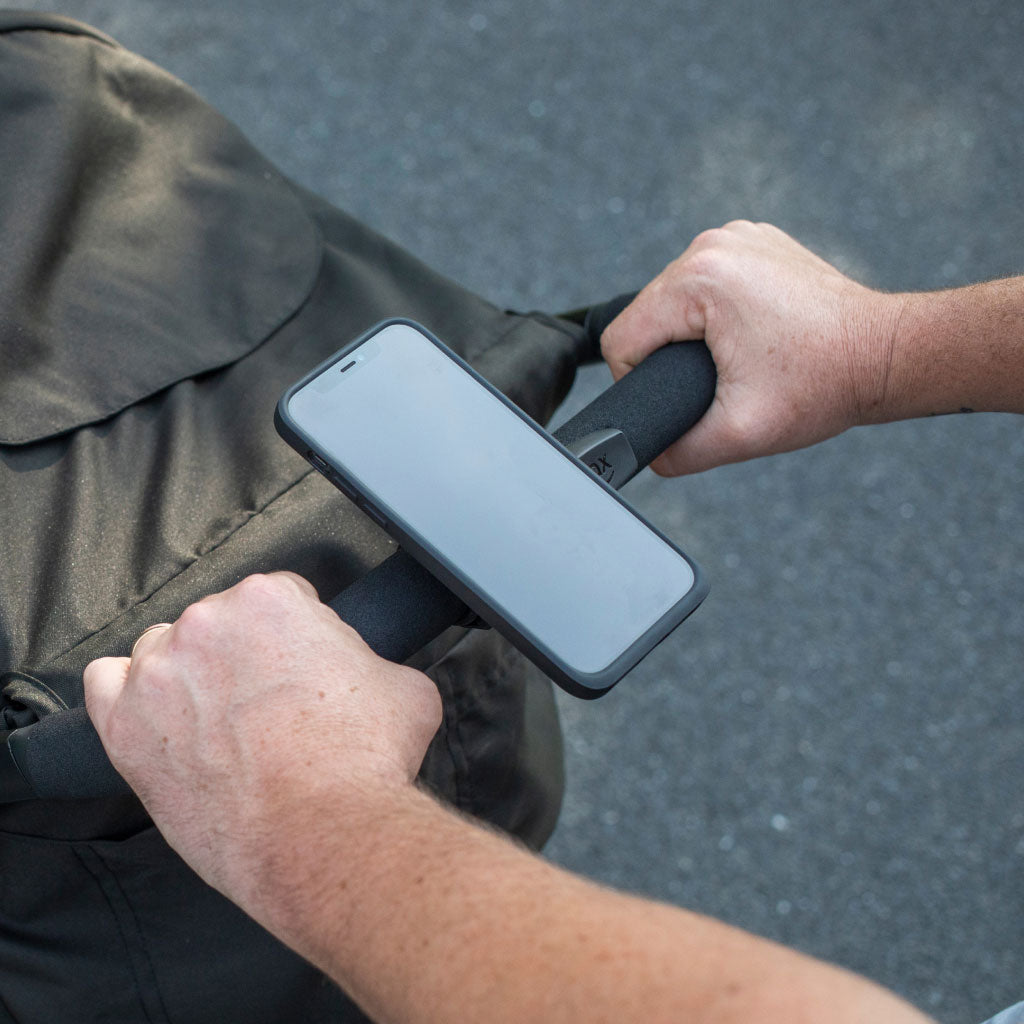 (image), Phone attached on a universal bar mount fasten on the handlebar of a trolley, M-BM-AB-BK-1