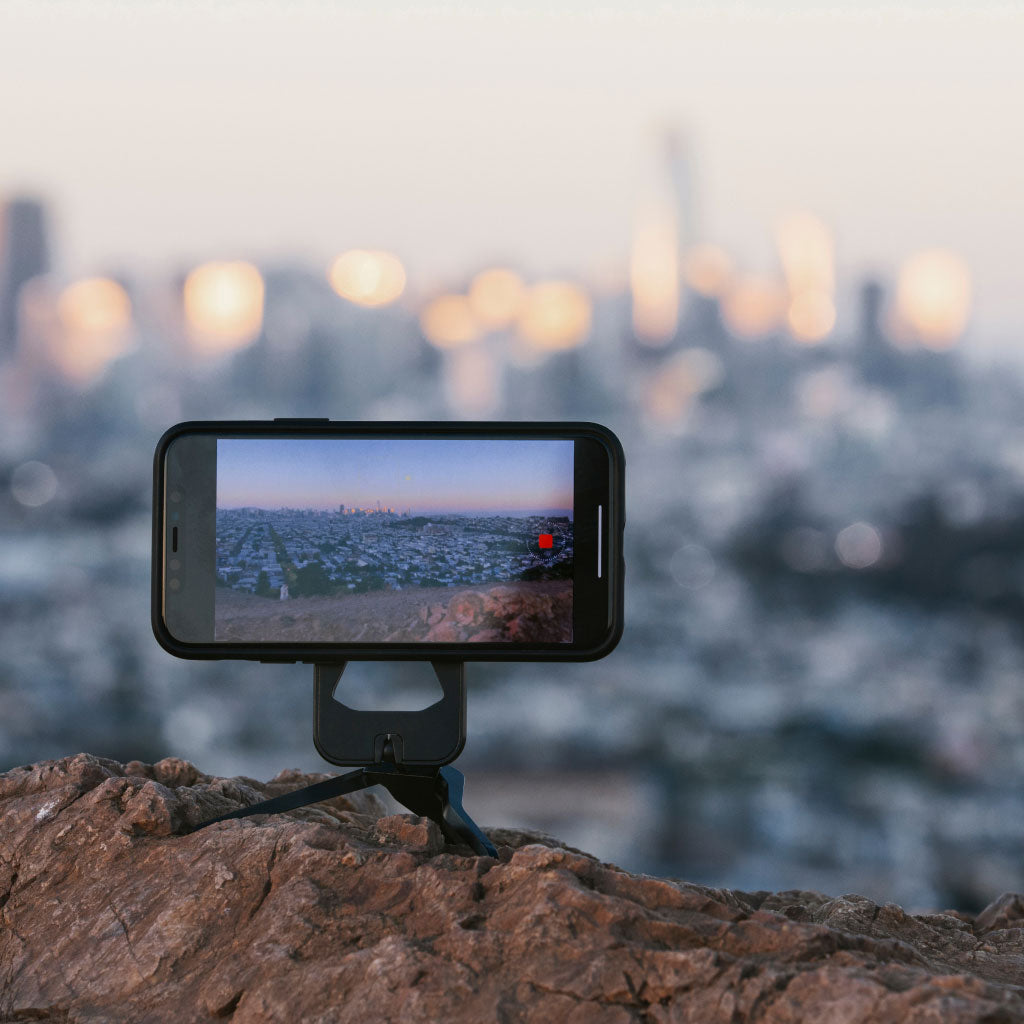 (image), An iPhone with Everyday Case horizontally mounted on a Peak Design Mobile Tripod while recording the nature's scenery, M-LC-AX-CH-1, M-MC-AX-SG-1, M-MC-AX-CH-1, M-MC-BB-CH-1, M-MC-BB-SG-1