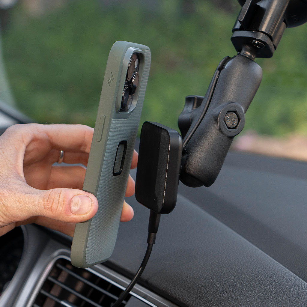 (image), Qi2 Car Vent Mount Charging on Vent, M-CM-AD-BK-2