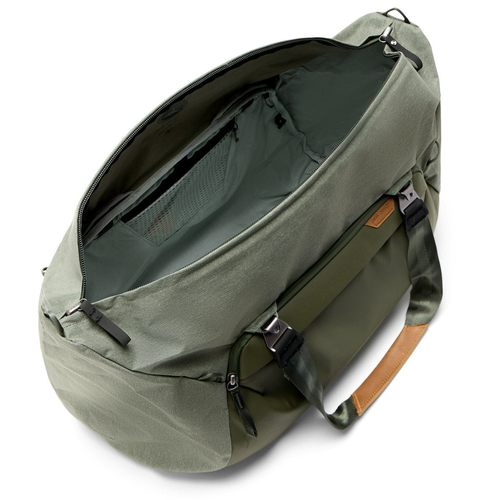 (image), top zip opening of the sage duffel bag, BTRD-50-SG-1, sage