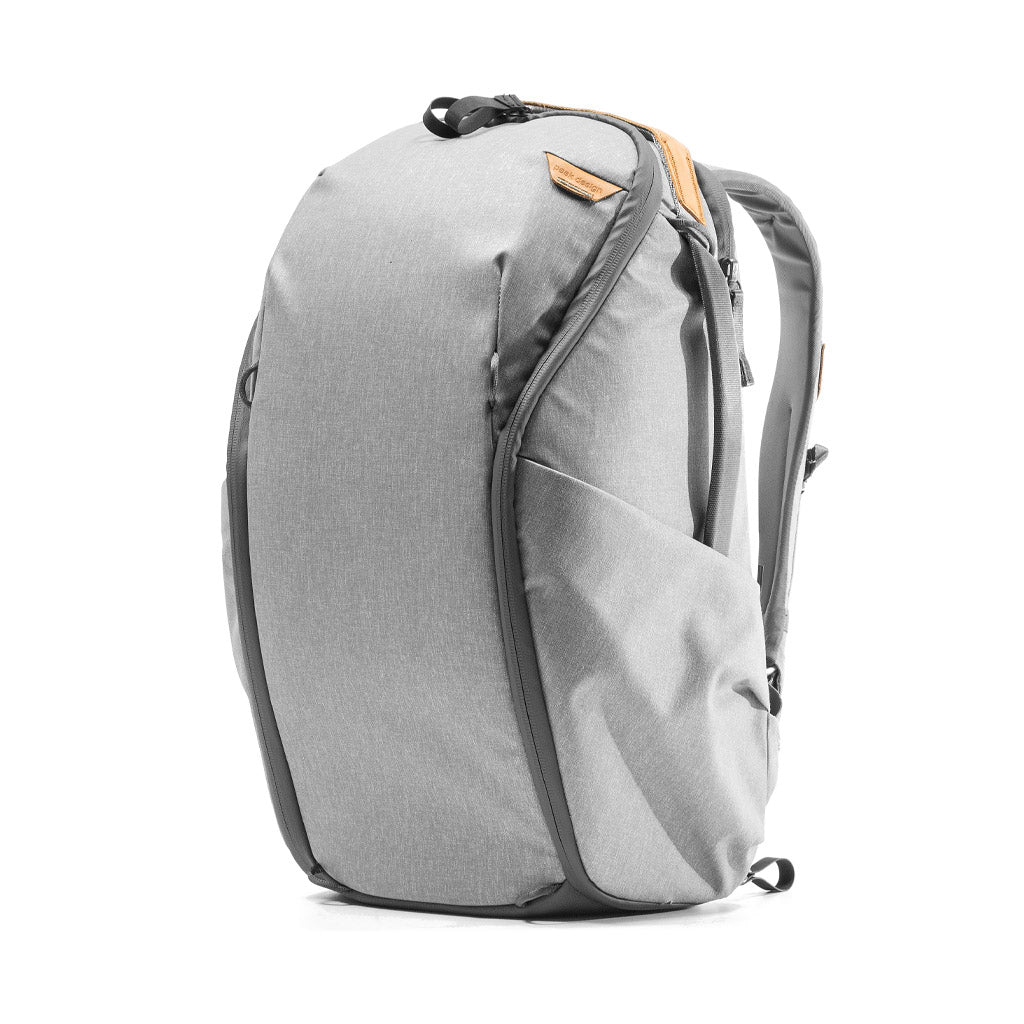 (image), sideview of the 20 liters ash backpack zip, BEDBZ-20-AS-2, ash