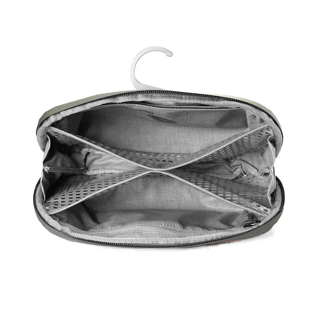 (image), Inside of the Sage small wash pouch, BWP-S-SG-1